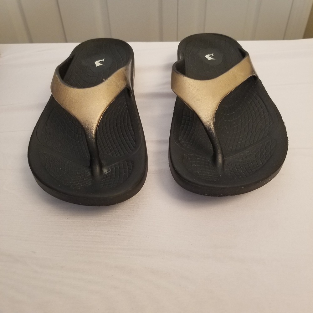 Reel Legends Metallic Sandals Black Champagne Gold Recovery Flip Flops Womens 8
